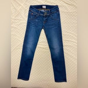Hudson jeans- Collins Skinny Crip- size 25-used in good condition